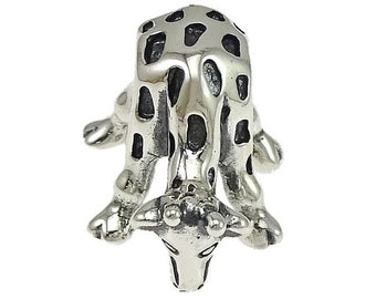 Grazing giraffe - animal - genuine solid 925 sterling silver european bead charm