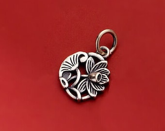 Lotus flower. Water Lilies. Pendant / charm. Solid 925 sterling silver. Chain optional.