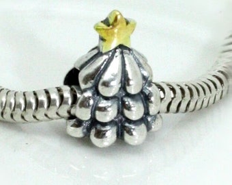 Christmas tree with gold plated star. Solid 925 sterling silver European charm bead