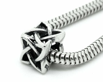 Square Celtic knot bead charm. Scottish / Irish. Solid 925 sterling silver. For European style bracelets