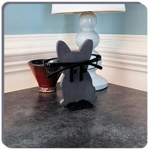 French Bulldog Eyglass holder, available in multiple colors, can be customized to add a name