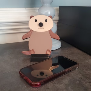 Otter iPhone or Android Stand for Desk makes a great Christmas Gift or Stocking Stuffer