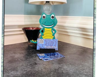 Alligator Business Card Holder - Adorable and Functional Desk Organizer