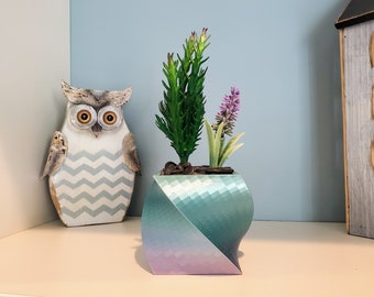 Geometric Twist Succulent Planter: Modern Indoor Plant Pot