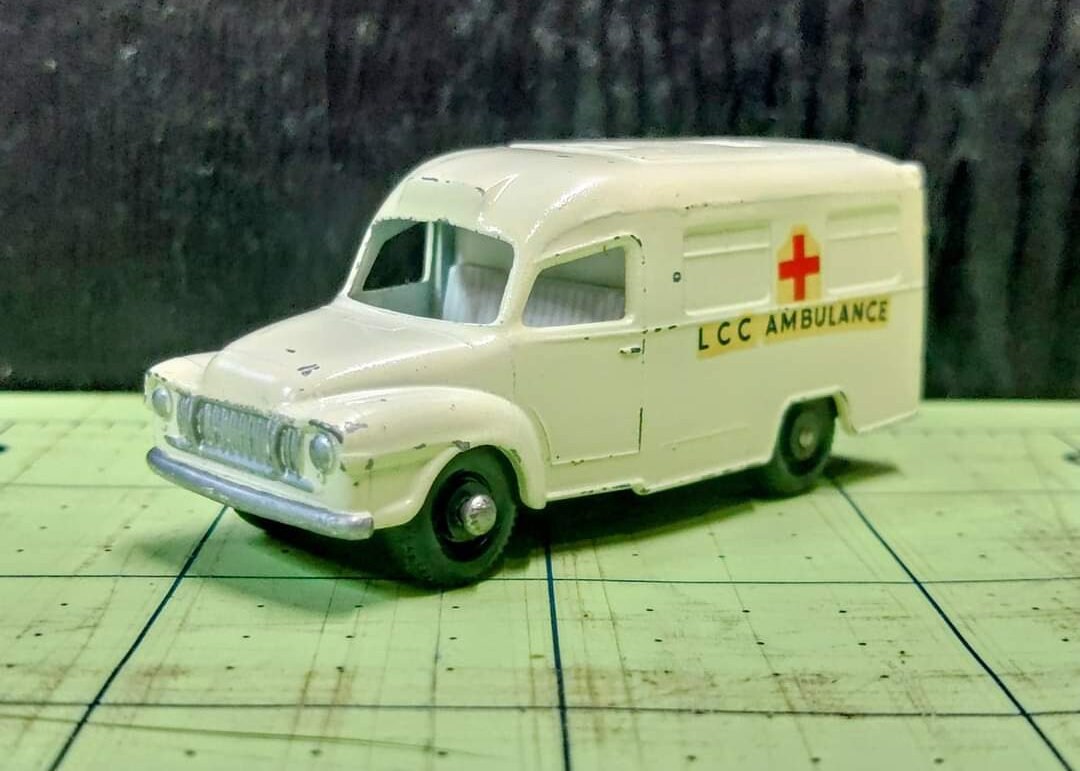 MATCHBOX N° 14 LOMAS AMBULANCE 1962 MATCHBOX N° 14 LOMAS AMBULANCE 1962 MATCHBOX N° 14 LOMAS AMBULANCE