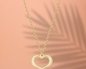 人気アイテムランキング(新品)  14K Solid Gold Dainty Heart Necklace, Mini Heart Charm アクセサリー