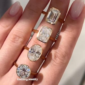 Anello solitario con diamante incastonato a castone, anello scintillante con diamante simulato rotondo da 9,00 mm, anello di fidanzamento con diamante taglio smeraldo, anello di proposta di matrimonio