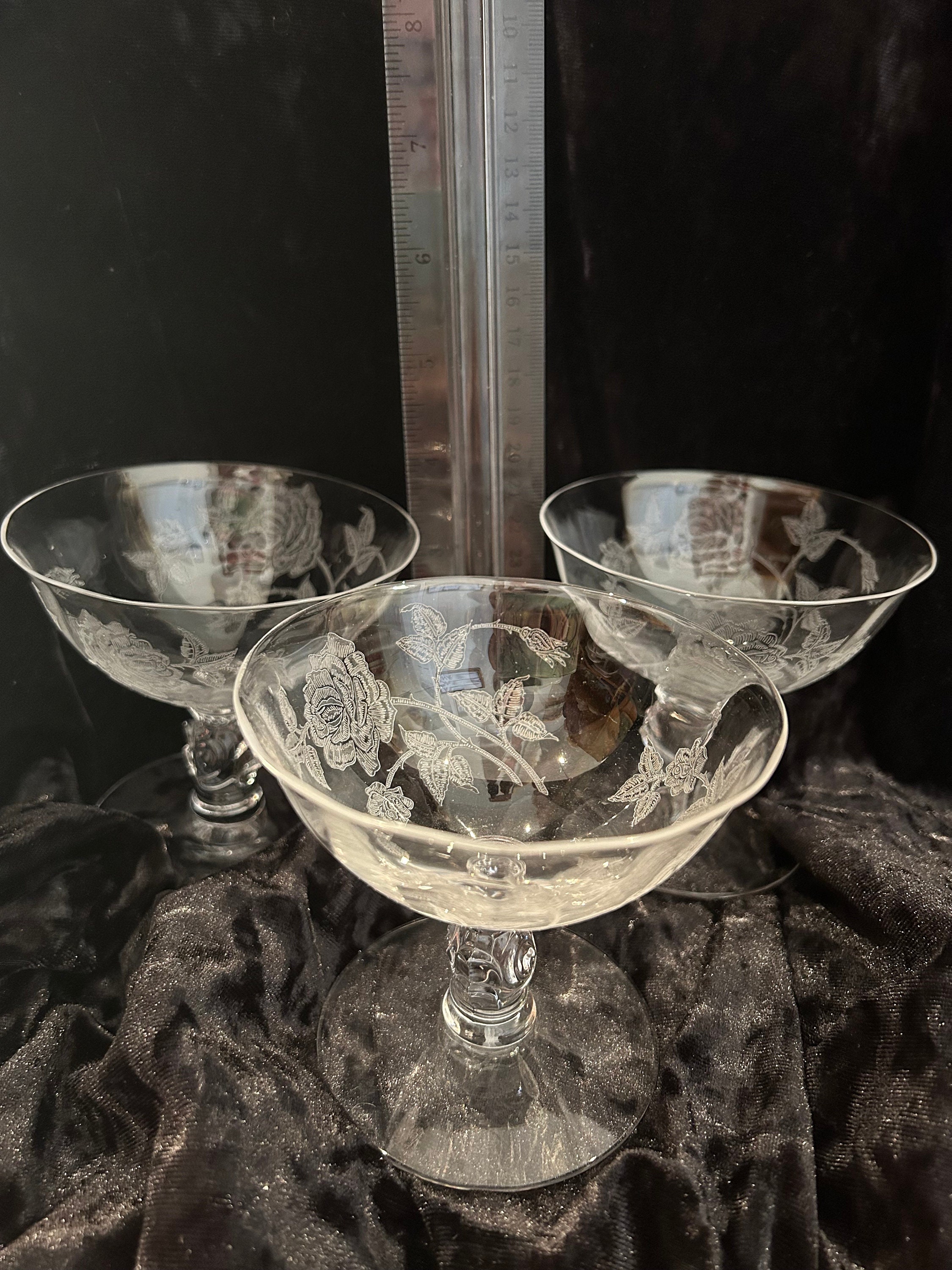 ANTIQUE HEISEY GLASS CLEAR ELEGANT LARGE 