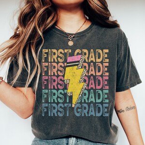 Retro First Grade Teacher Shirt, Comfort Colors Teacher Tshirt, Teacher Back To School, New Teacher Shirt, First Day of School, Teacher Gift