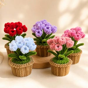 Handgjord blomkrukadekoration, piprensarblommor krukväxt, tulpan, miniblommor, skrivbordstillbehör, blommor, växt