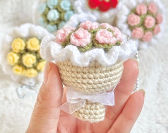 Crochet Mini Rose Bouquet Keychain, Finished Product