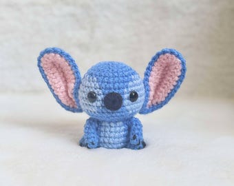 Handmade Crochet Blue Alien Doll, Keychain, Amigurumi Doll, Bag Charm, Cute Keychain, Cute Gift