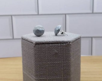 Metallic betonnen stud oorbellen