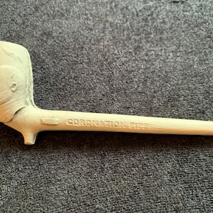 Vintage rare unused 19th century Coronation Pipe  finish clay Pipe