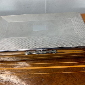 Portasigarette vintage grande aristocratico Art Déco cromato