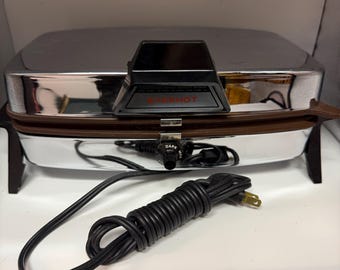 Vintage General Electric GE Waffle Maker Model 129W9 Art Deco