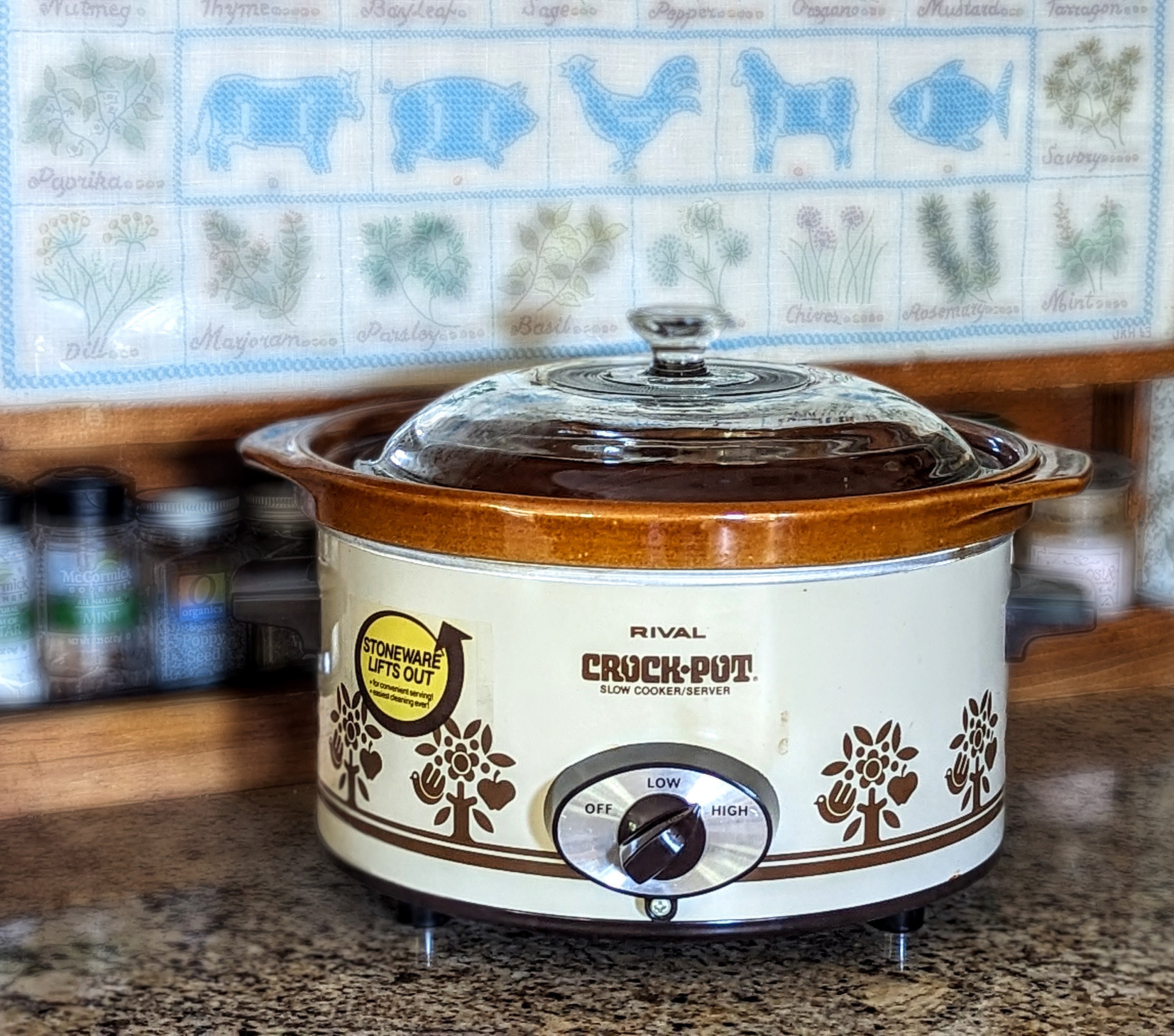 Vintage Rival Crock Pot 3150/2 Brown Cross Stitch Slow Cooker 3.5 Qt 