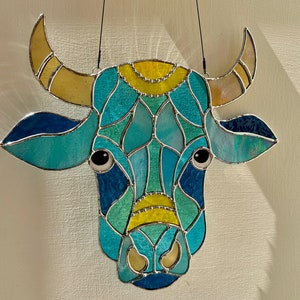 Bulls&#39; Head with Golden Horns - Stained Glass Suncatcher Panel