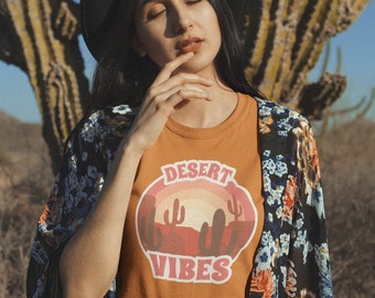 Camiseta Desert Vibes, Camiseta Cactus, Camiseta Desert, Camiseta Boho, Camiseta Hippie, Camiseta Retro, Camiseta al aire libre, Explorar, Camiseta unisex