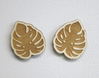 Monstera Leaf Magnet: Wood Engraved Plant Decor