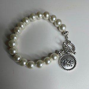 DST Pearl Bracelet