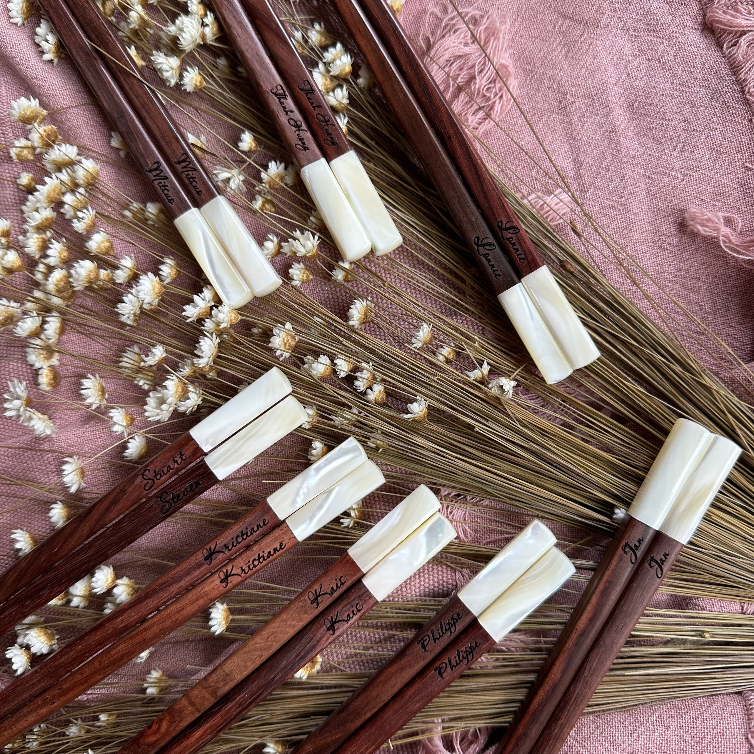 Engraved Chopsticks Seashell tip with wooden Rest and cotton sleeve, Personalized Japanese chopsticks, wedding favor, Spring Gift
