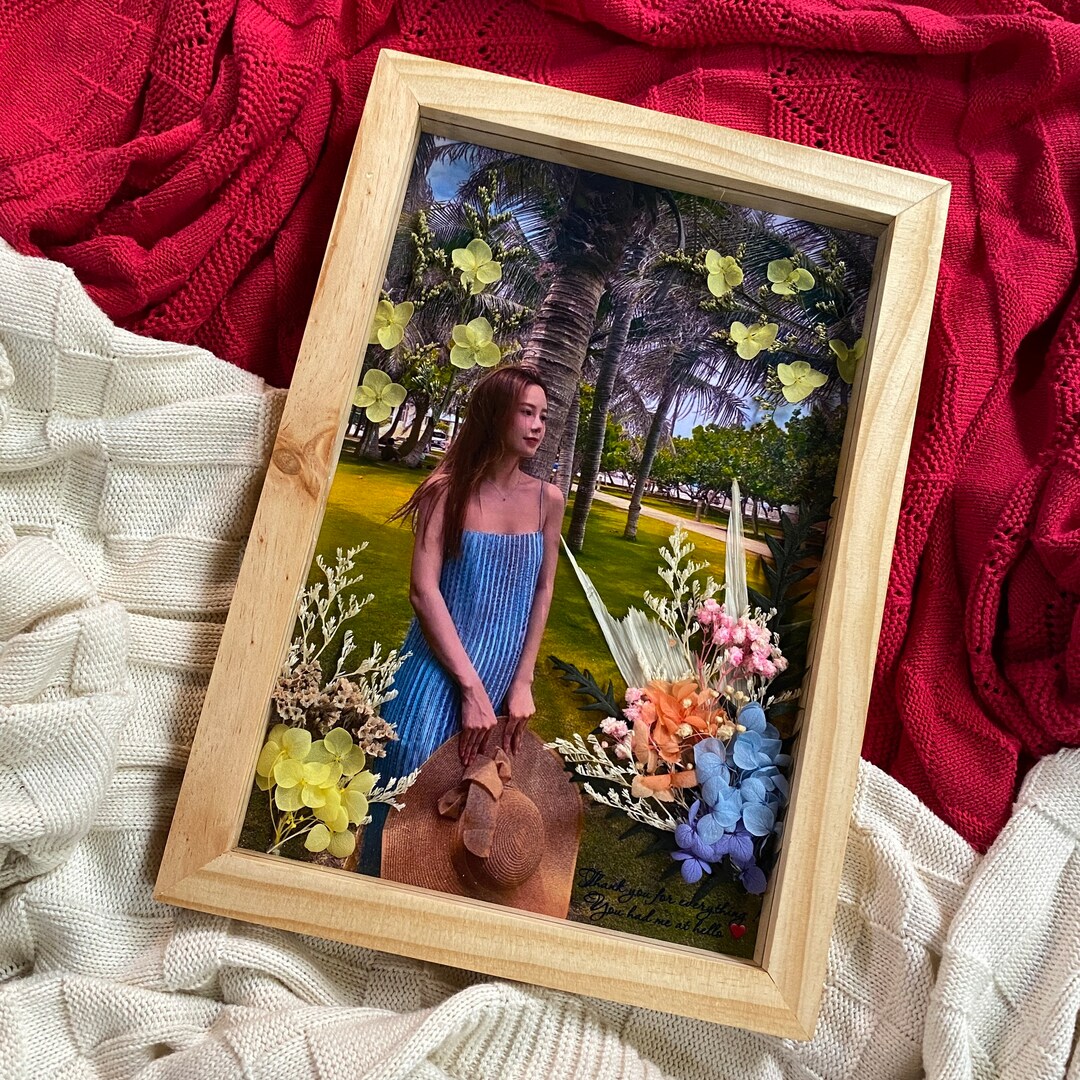 Custom Pressed Flower Frame W Photo & Text, Pressed Flower Art Photo