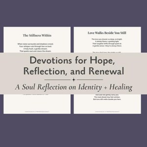 Może przedstawiać: Grafika cyfrowa przedstawiająca cztery białe karty z wierszami i tekstem. Karty są ułożone wokół centralnego banera z napisami "Devotions for Hope, Reflection, and Renewal" i "A Soul Reflection on Identity + Healing". Tło jest ciemnofioletowe.