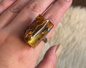 Handmade GENUINE RAW BALTIC Amber Stone RIng, with Green Leaf Fractions and Sand/Earth Inclusions , 925 Silver, Adjustable Size