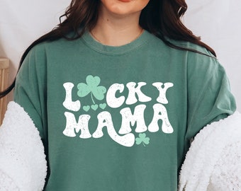 Retro Lucky Mama Shirt – Vintage St. Patrick's Day Comfort Colors Tee