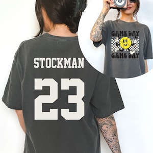 Camiseta de colores personalizados y cómodos, mamá de softbol, camiseta de mamá deportista, mayor fanática del softbol, padres de softbol, regalo del día de la madre, mamá de niños, mamá