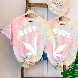 Best Buds Marijuana Leaf Unisex Matching Couple T-Shirts - Weed Pot Pothead Stoner Dabbing Joint Blunt Mary Jane 420 Blaze It Doobie Tie Dye