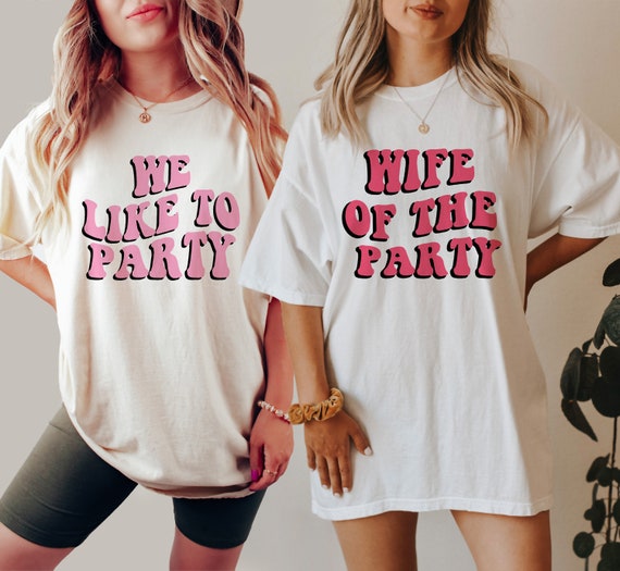 Bachelorette Party T-Shirt: Retro Graphic Design - Soft Cotton, Vintage Style, Girls Trip Outfit