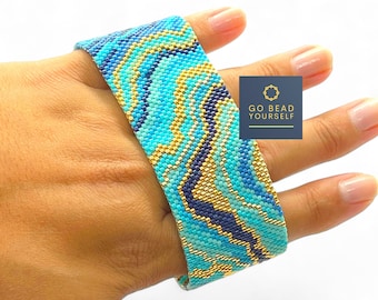 Patrón de pulsera de puntada peyote de ónix azul con recuento uniforme (no es una pulsera física)