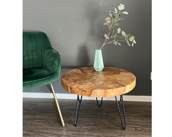 Table basse ronde en bois et métal : le style naturel rencontre le design moderne Diamètre 60 cm massif