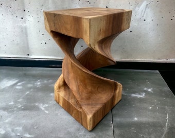 Table d'appoint en bois : tabouret en bois fait main et de haute qualité (50x28x28) tabouret tourné carré massif