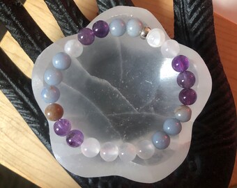 Angelite, selenite, amethyst bracelet - amethyst bracelet - crystal healing - crown chakra - gemstone healing bracelet - quality amethyst
