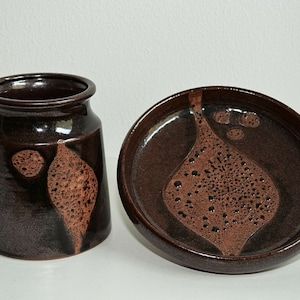 Ravnild Denemarken Steengoed Keramiek Vintage Deense Kunststudio Aardewerk VAAS Jaren 60 70 Vaas en Kom 2 stuks. Mid Century Deens
