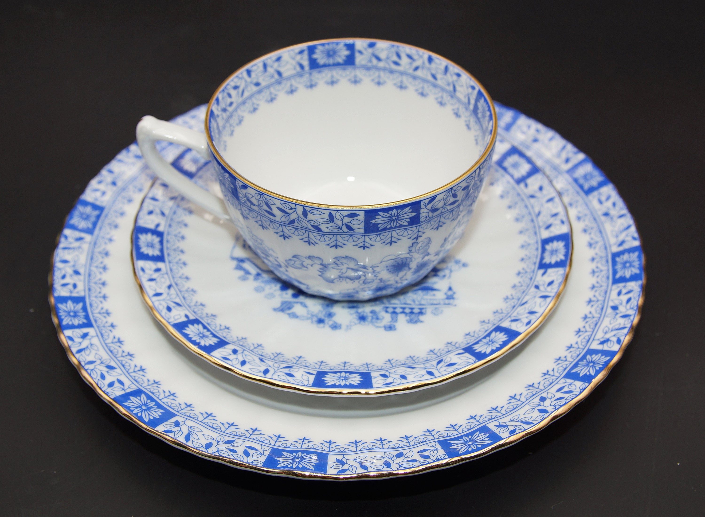 Seltmann Weiden Dorothea China Blau Goldrand ein KAFFEEGEDECK 3tlg. , China blau Kaffeegedeck Seltmann Weiden Dorothea Kaffeegeschirr