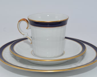 Conjunto de café Eschenbach REAL COBALT, conjunto colecionável, conjunto de 3 peças, prato de bolo, xícara, porcelana vintage, branco azul, anos 60, utensílios de mesa de meados do século