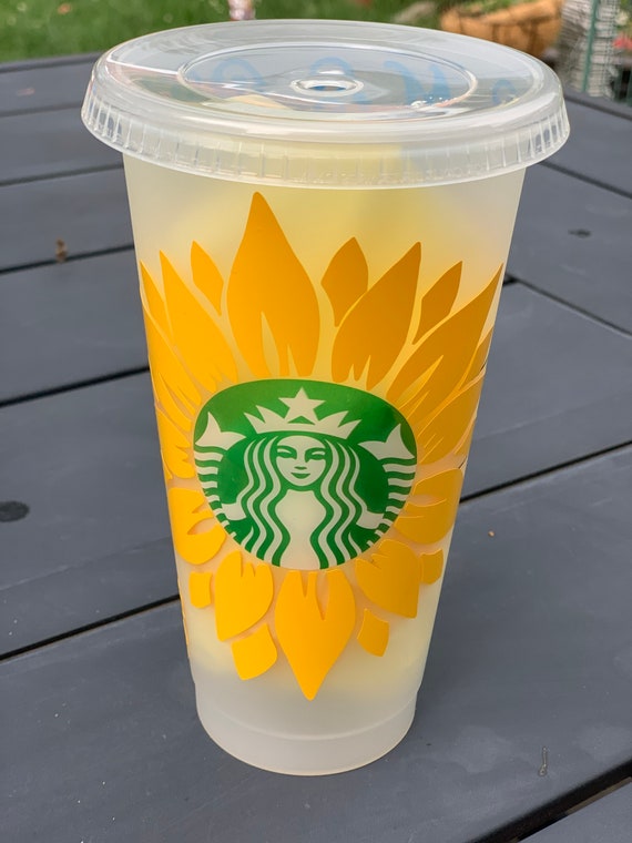 Starbucks Reusable 3 Hard Plastic Venti 24 oz Frosted Ice Cold Drink Cup  With Lid and Green Straw w/Stopper