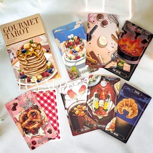 Tarot Gourmet II Edición Roja Limitada - Tarot con temática gastronómica mundial con bordes rojos dorados. Baraja de tarot independiente única para mensajes intuitivos.