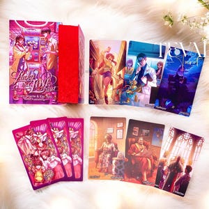 Tarot de la Suerte en el Amor: Baraja de dibujos animados de estilo asiático con colores vibrantes para la orientación y la intuición en la vida romántica. Baraja de tarot independiente única para principiantes.