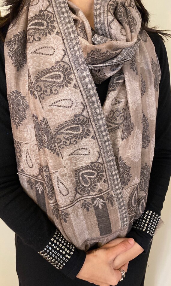 Indian Hand finished woven Soft light Weight scarf/ beige brown Kanni pashmina cashmere feel All season scarf/shawl for women paisley design