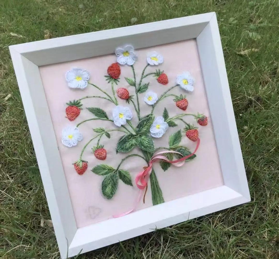 3D Stumpwork Strawberries Embroidery Kit With Video Tutorial - Etsy