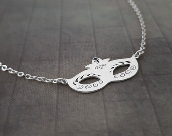 Masquerade Mask Necklace, Gold Masquerade Mask Necklace, Theater Mask Necklace, Masquerade Mask Pendant, Mask Charm, Carnival Jewelry