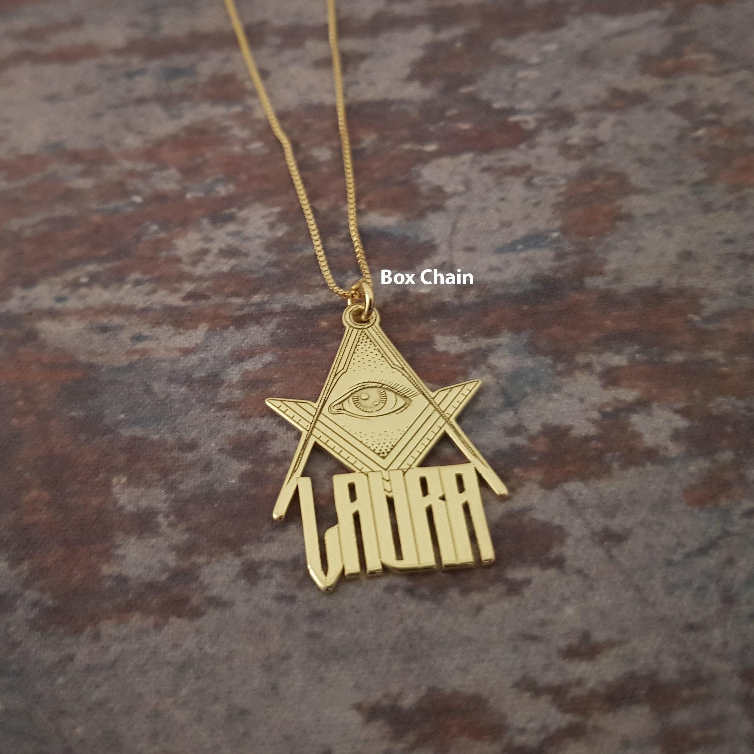 Ciondolo Collana Piramide Massonica Occhio Di Horus - Cristallo Rosso Con Borsa Regalo - Ziggy Gifts