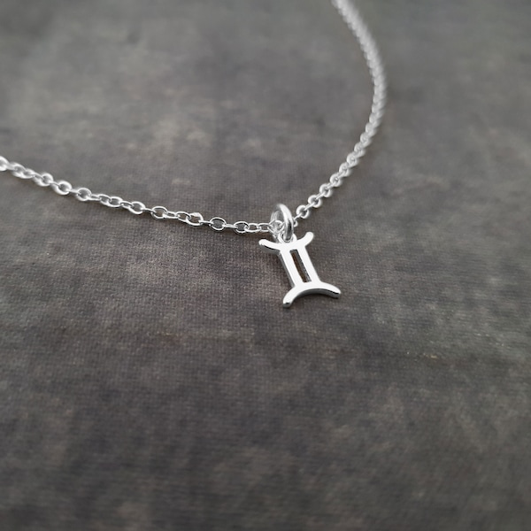 Tiny Gemini Necklace, Tiny Gemini Symbol Necklace, Tiny Gemini Zodiac Necklace, Tiny Gemini Necklace, Tiny Gemini Constellation Gift