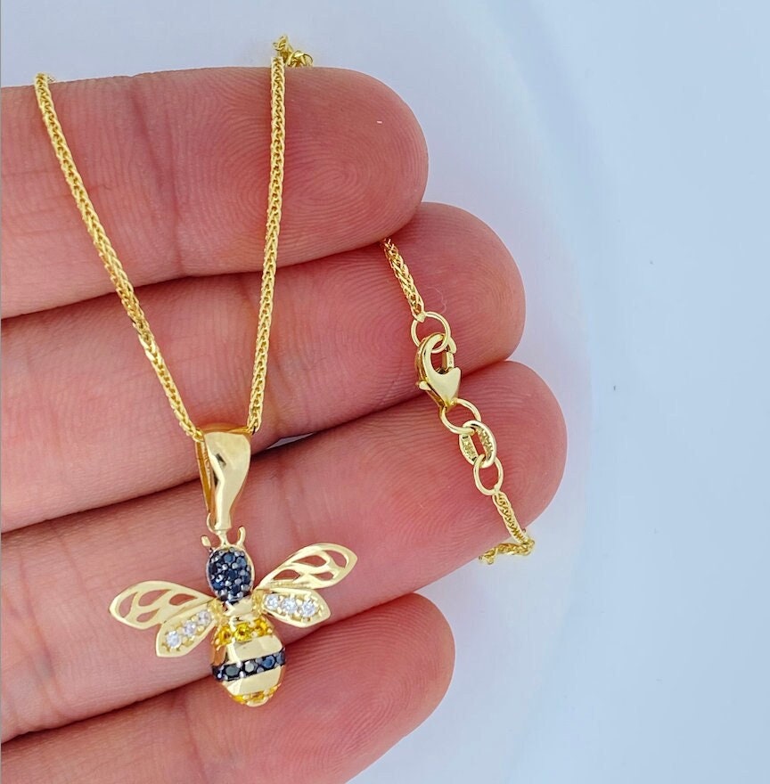 25mm 14K Yellow Gold Diamond Large Honey Bee Bumble Bee Charm Necklace -  Ruby Lane