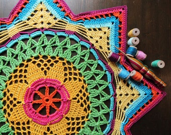 Ø 63 cm Buntes Sternenförmiges Häkeldeckchen Mandala, Boho Style